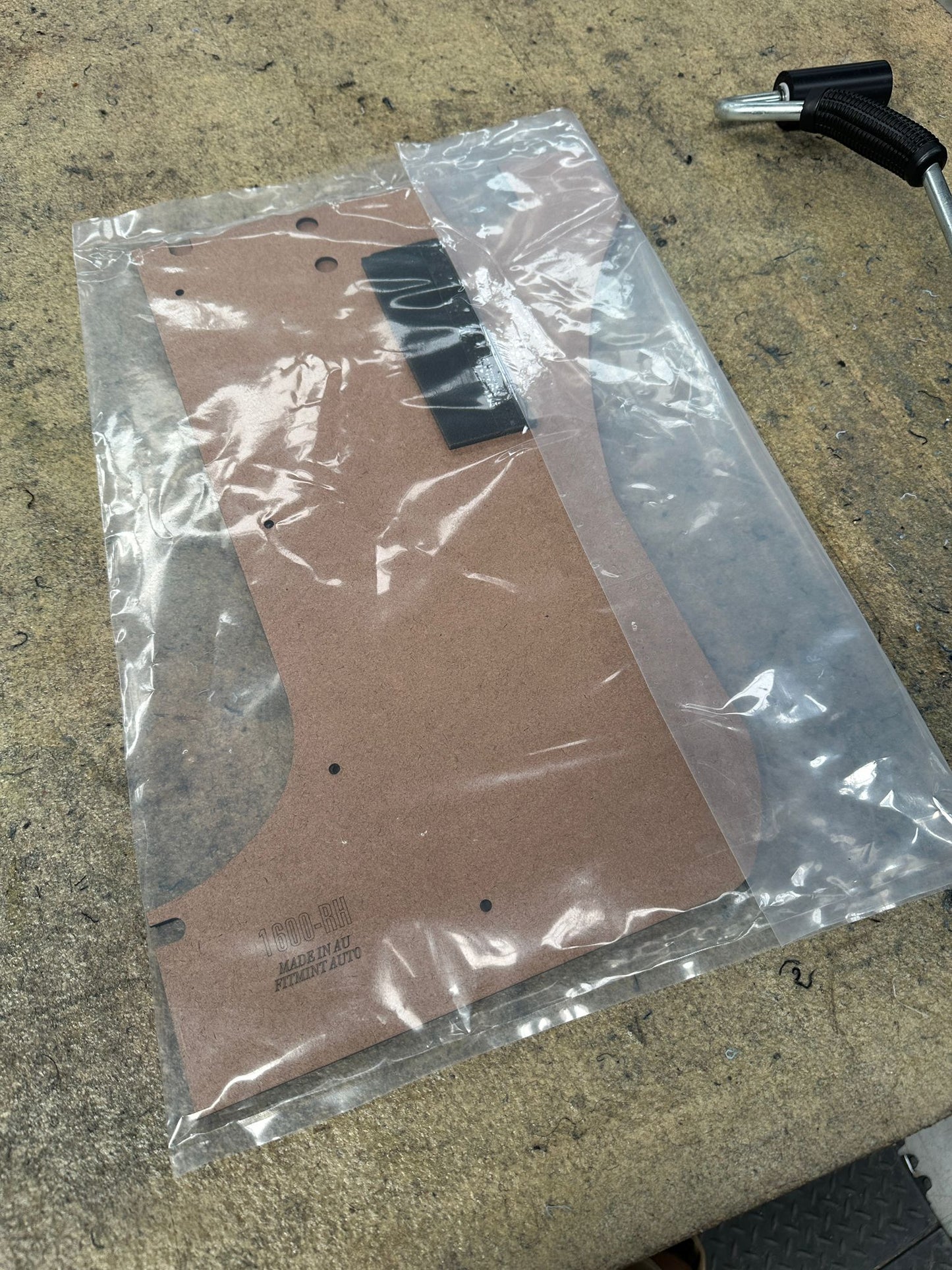 Datsun 510 1600 Bluebird 1967 - 73 - Kick Panel