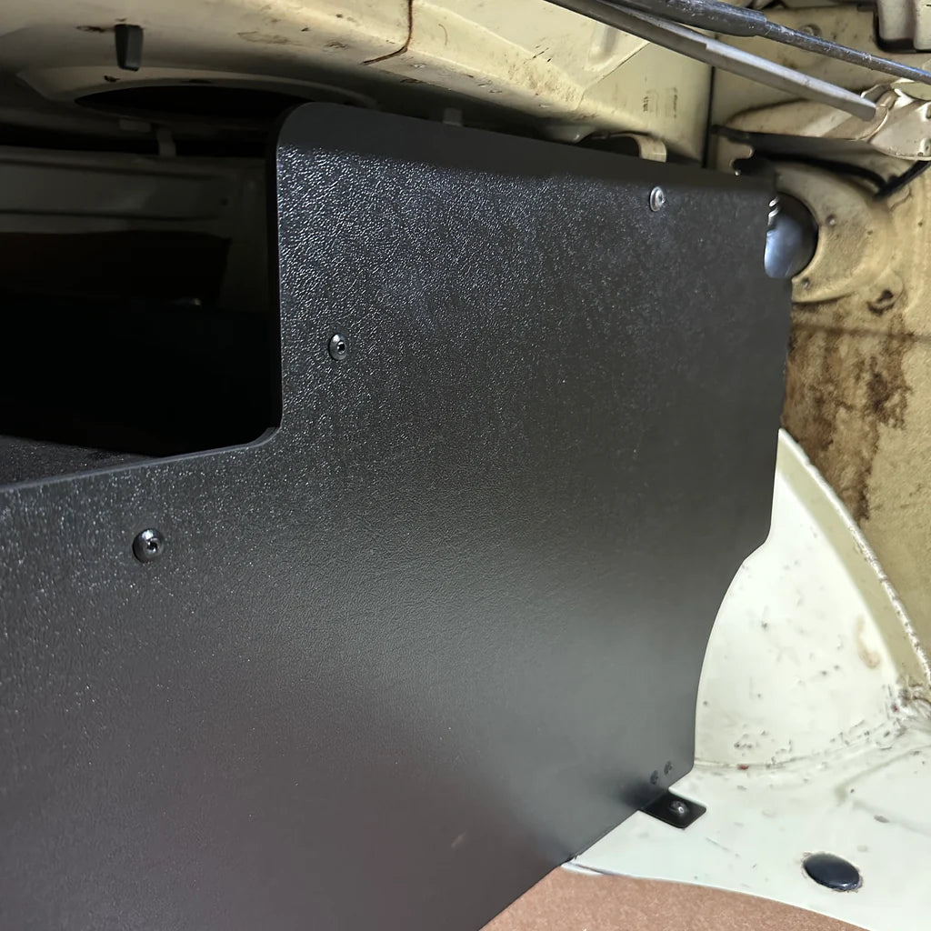 Datsun 510 1600 Bluebird 1967 - 73 - Fuel Tank Cover