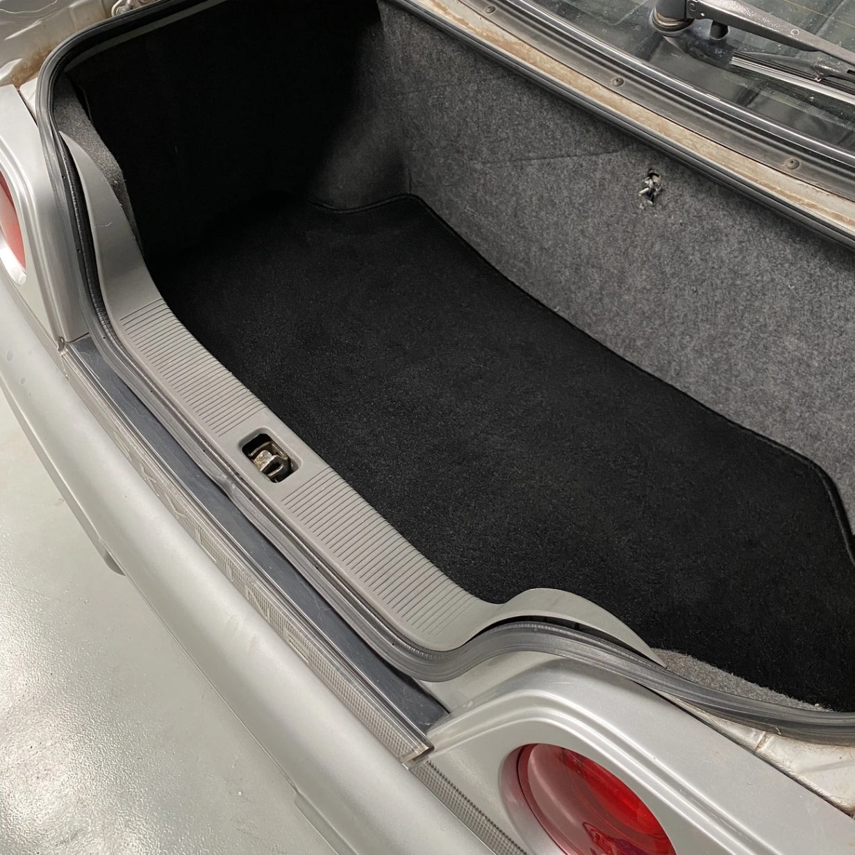 Nissan R33 Skyline Coupe / Sedan 1993-98 - Boot Mat