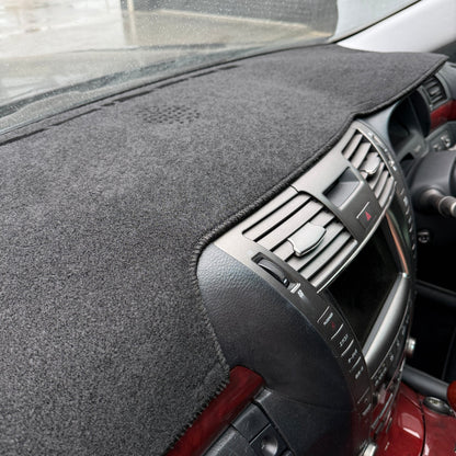 Dash Mat to suit Lexus XF40 LS600 2006
