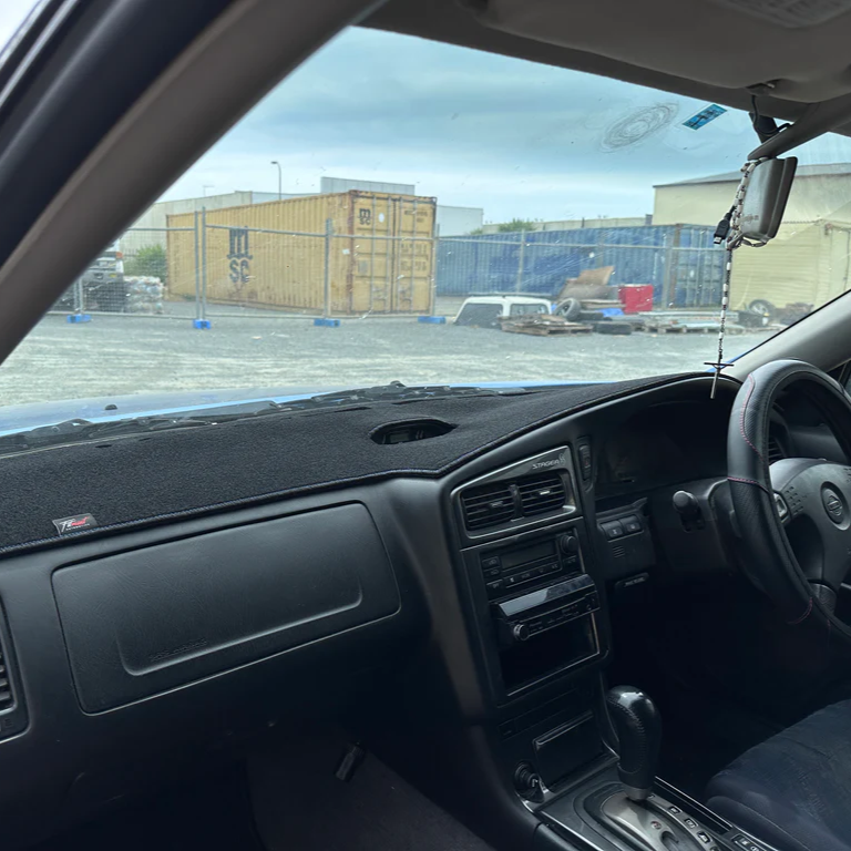 Nissan C34 Stagea / 260rs - Dash Mat