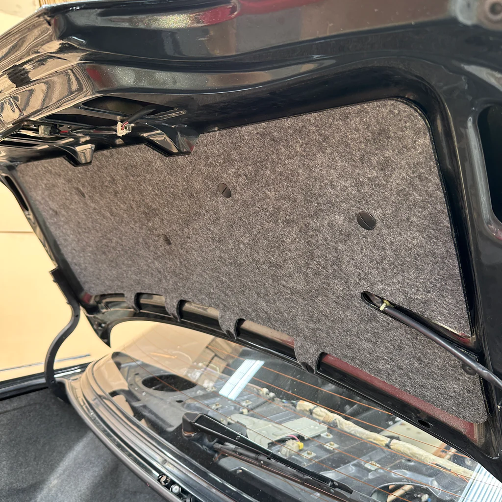 Nissan R32 Skyline - Boot Lid Garnish