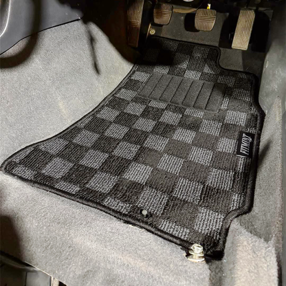 Checker Floor Mats to suit Nissan R33 Skyline Coupe & Sedan 1993