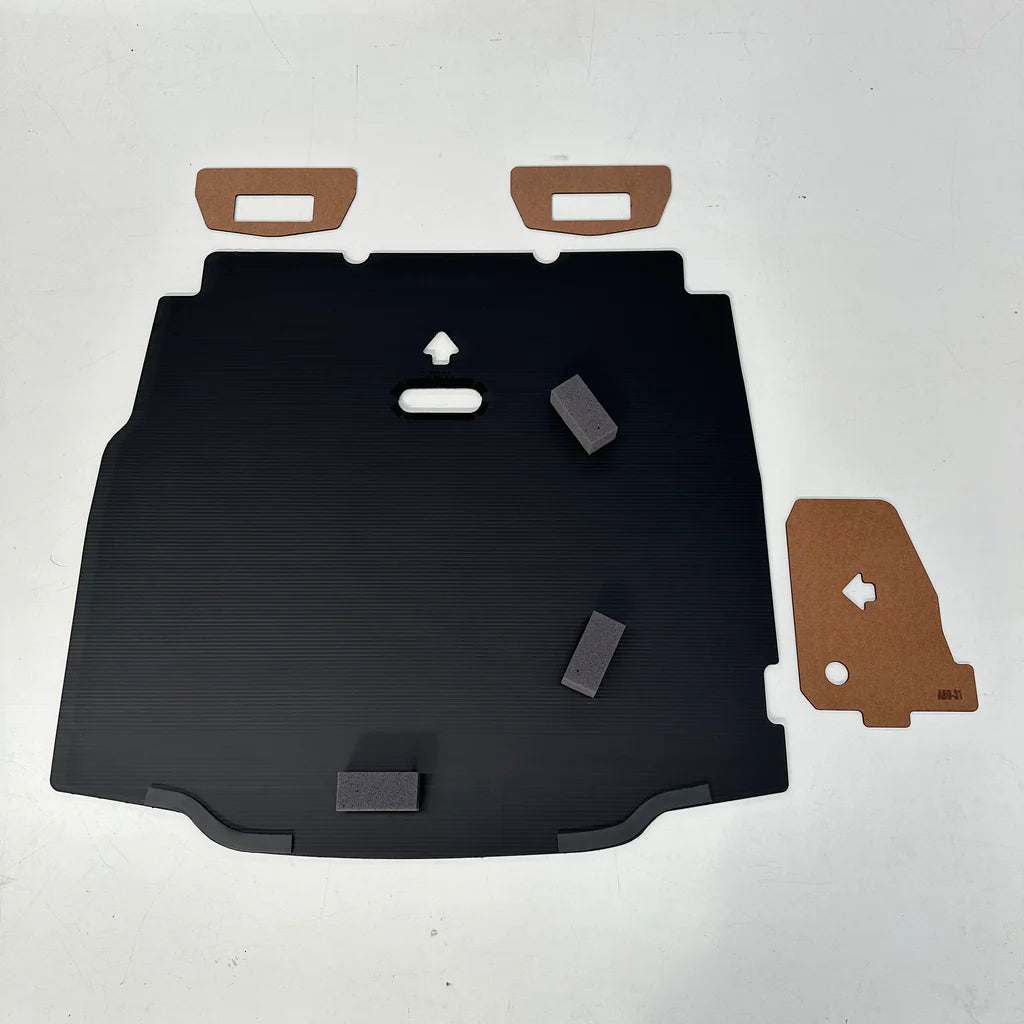 Toyota A80 Supra 1993 - 02 - Spare Wheel Cover