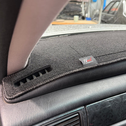 Toyota S170 Crown Athlete 1999 - 07 - Dash Mat