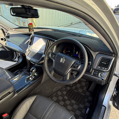 Dash Mat to suit Toyota S210 Crown 2012-18