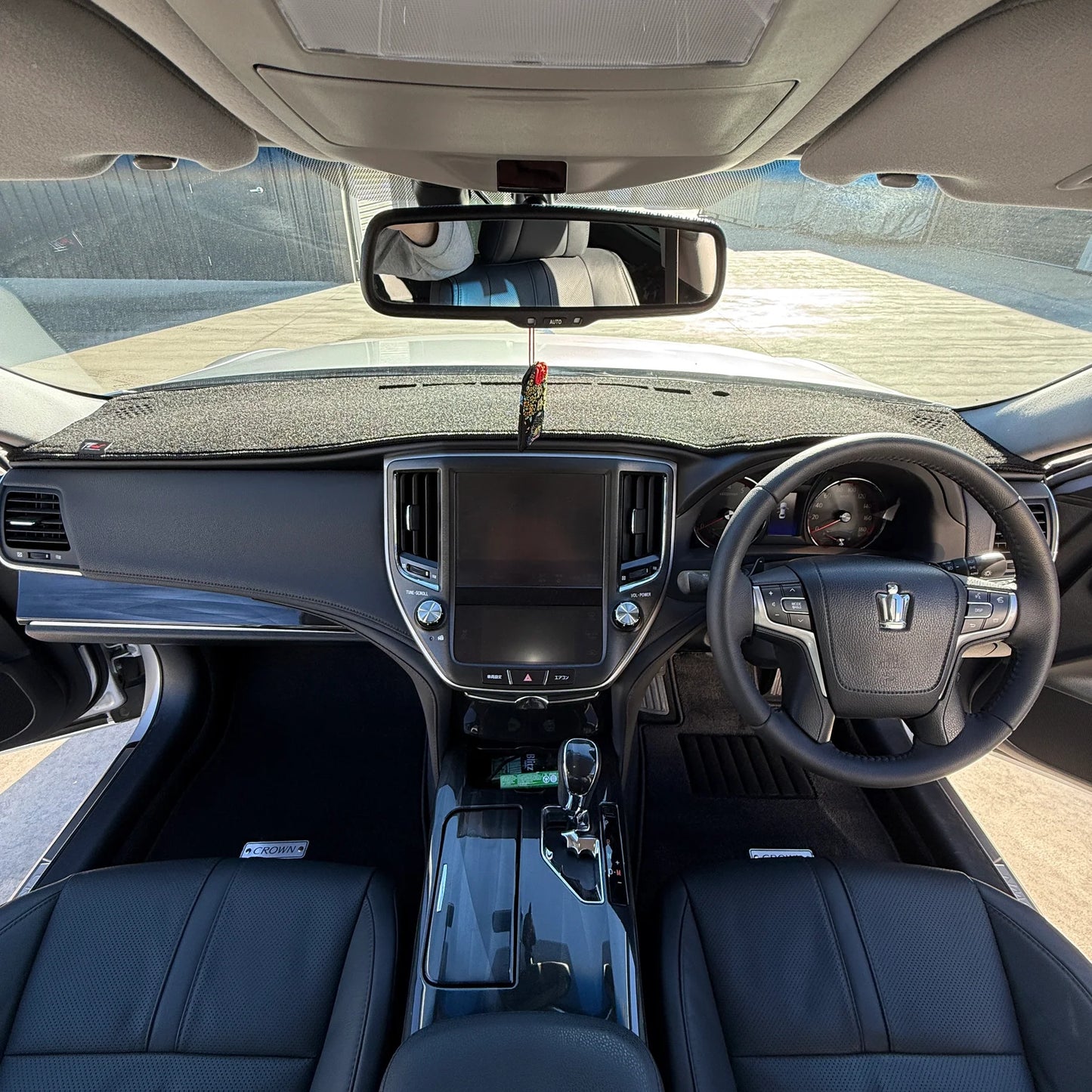 Dash Mat to suit Toyota S210 Crown 2012-18